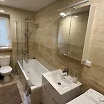 3 Apartment, Free Parking,