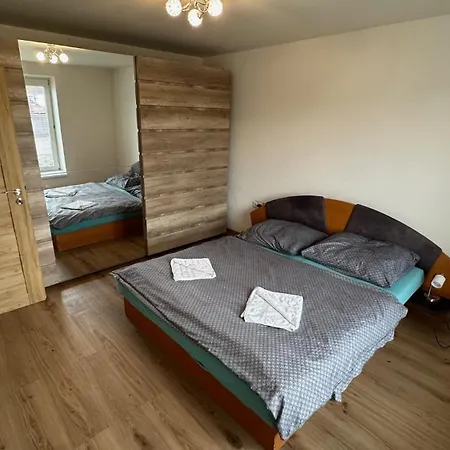Apartman 3 Apartment, Free Parking, Lipótszentmiklós