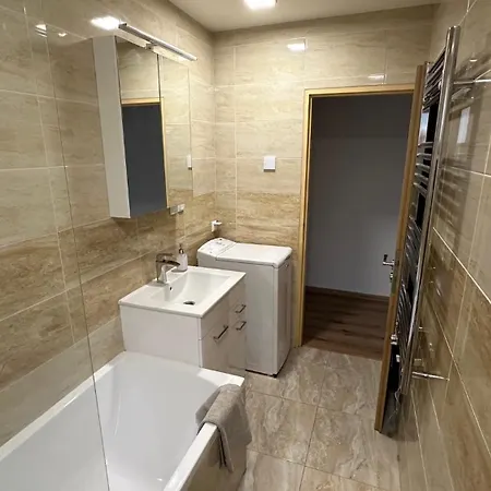 3 Apartment, Free Parking, شقة *