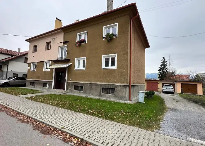 3 Apartment, Free Parking, 아파트